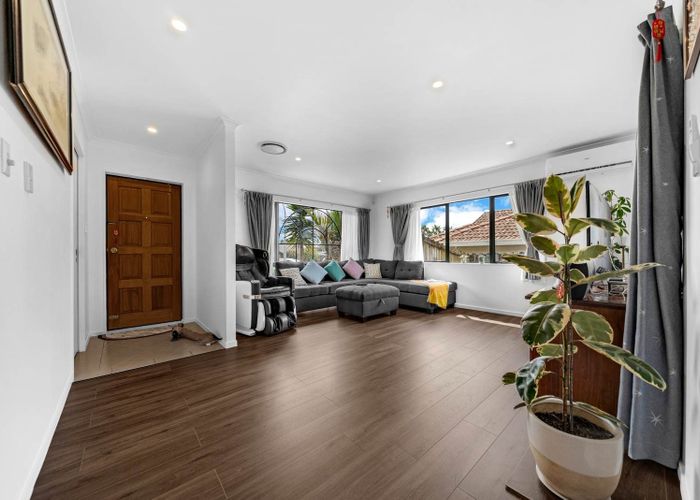  at 24 Nuneaton Drive, Flat Bush, Manukau City, Auckland