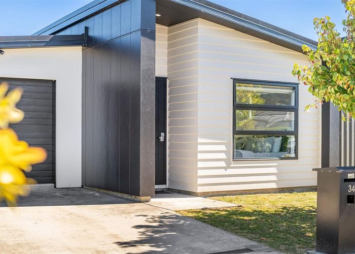  at 34 Te Kaeaea Crescent, Wallaceville, Upper Hutt