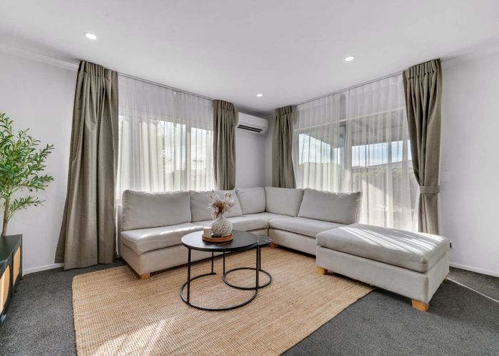  at 2 Mokopapa Street, Takanini, Papakura, Auckland