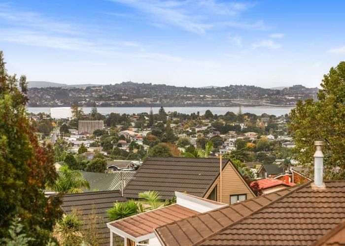  at 213 Royal Road, Royal Heights, Waitakere City, Auckland