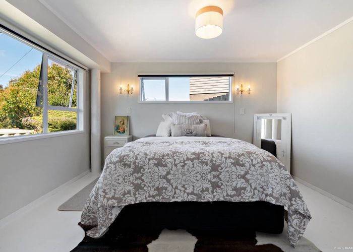  at 29 Stillwater Crescent, Stillwater, Silverdale