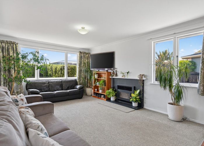  at 27 Woodford Avenue, Brookfield, Tauranga, Bay Of Plenty