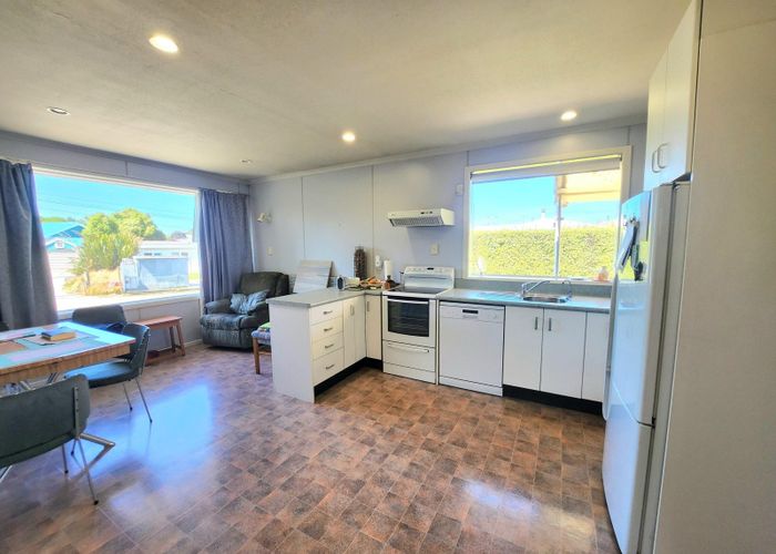  at 18 Glendale Crescent, Holmes Hill, Oamaru