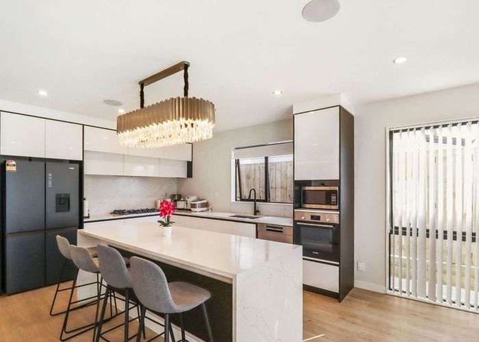  at 27 Drumnaconagher Road, Flat Bush, Manukau City, Auckland