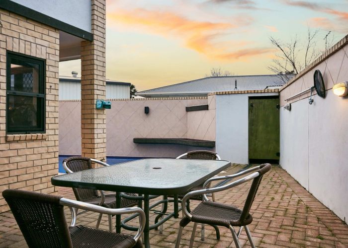  at 5 Coulston Place, Riverdale, Gisborne