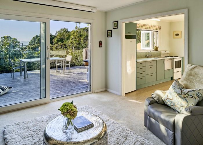  at 5 Te Pari Pari Road, Pukerua Bay, Porirua