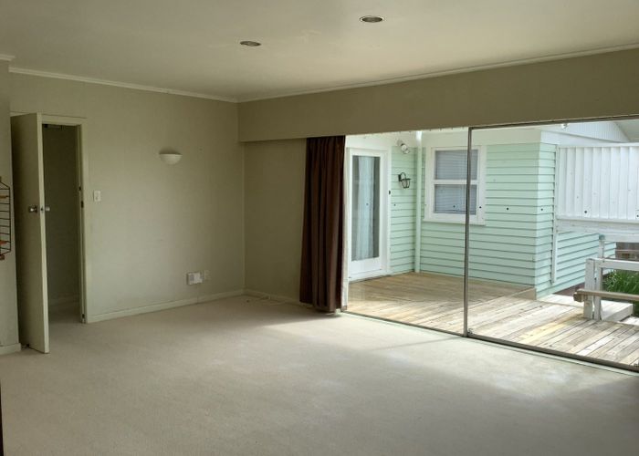  at 3 Vienna Place, Birkenhead, North Shore City, Auckland