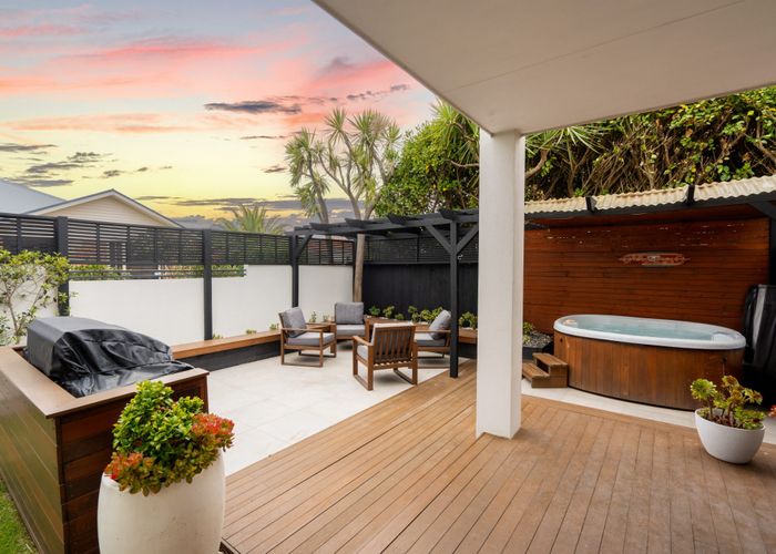 For sale 18 Driftwood Lane, Waimairi Beach, Christchurch City, Canterbury homes.co.nz