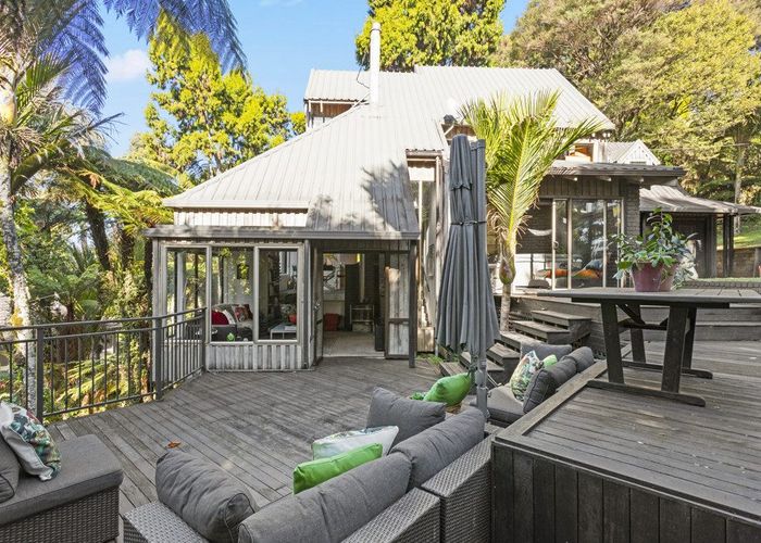  at 246 Scenic Drive, Titirangi, Waitakere City, Auckland