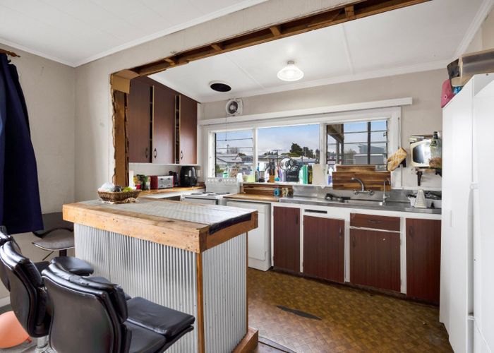  at 24 Richmond Street, Inglewood, New Plymouth, Taranaki
