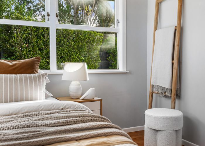  at 1/86 Tirimoana Road, Te Atatu South, Waitakere City, Auckland
