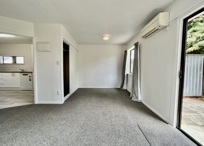  at 2/11 Burns Street, Sydenham, Christchurch