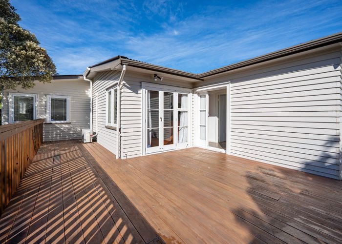  at 1/31 Lavelle Road, Henderson, Waitakere City, Auckland