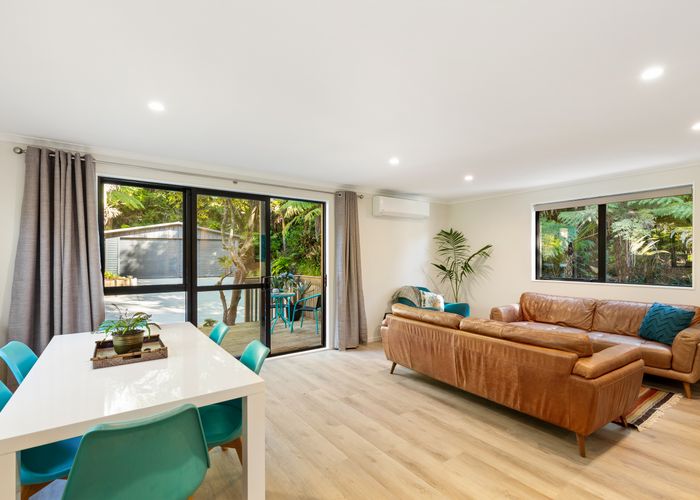  at 193 Laingholm Drive, Laingholm, Auckland