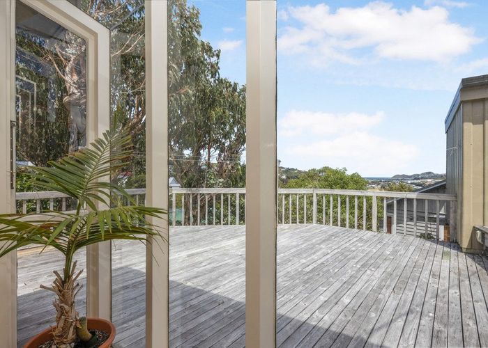  at 9 Greenview Way, Miramar, Wellington