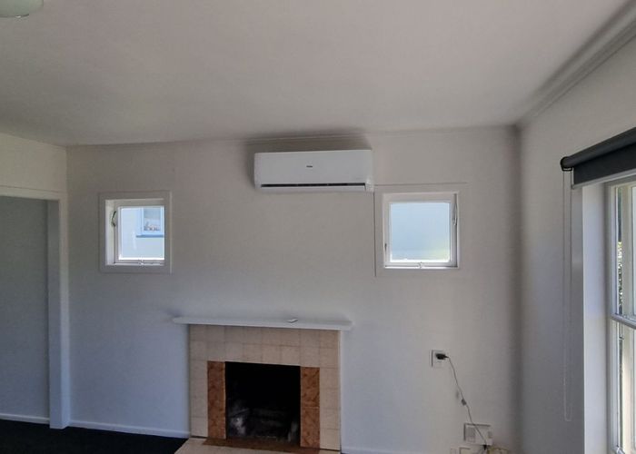  at 52 College Road, Northcote, North Shore City, Auckland