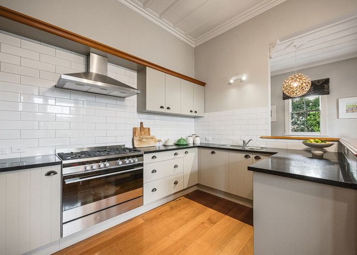  at 28 Fairview Road, Mount Eden, Auckland City, Auckland