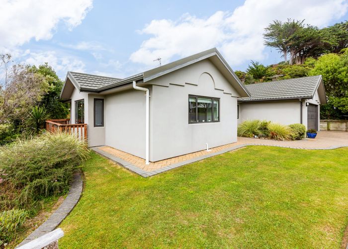  at 3 Gybe Place, Whitby, Porirua, Wellington