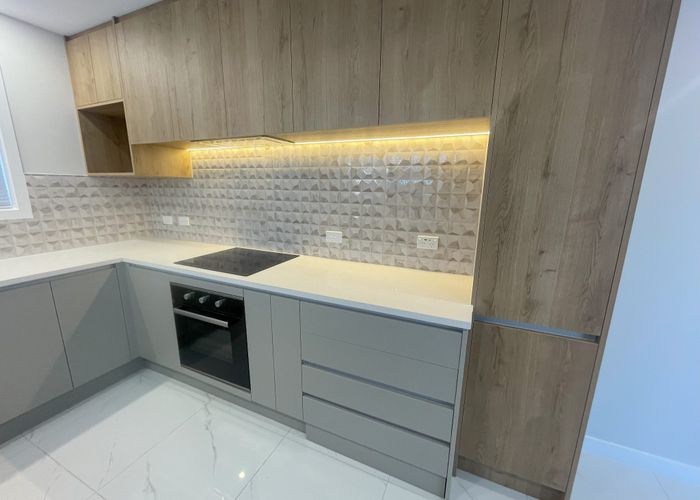  at 1A/68 Ireland Rd, Mount Wellington, Auckland City, Auckland