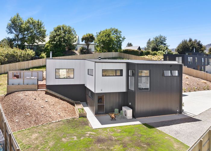  at 3 Waxeye Lane, Lake Hawea, Wanaka, Otago