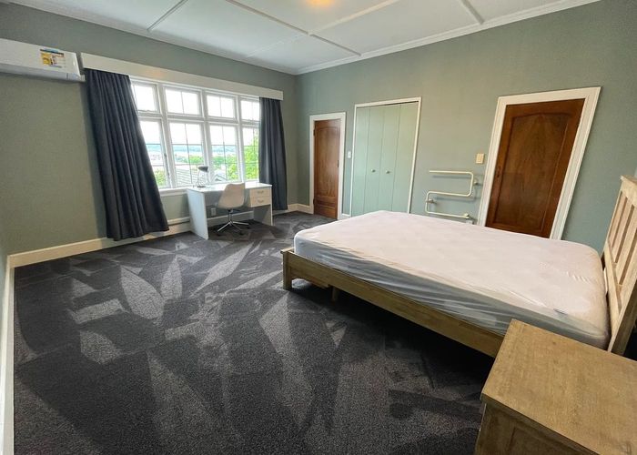  at 43 Park Street, North Dunedin, Dunedin