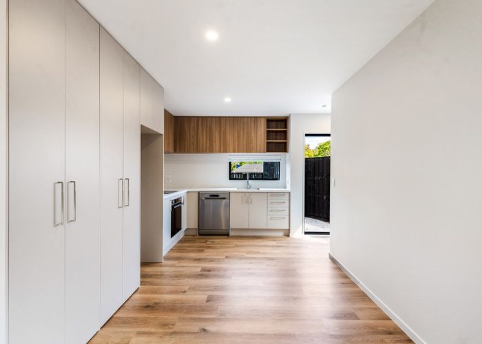  at 42 Brandon Road, Glen Eden, Waitakere City, Auckland