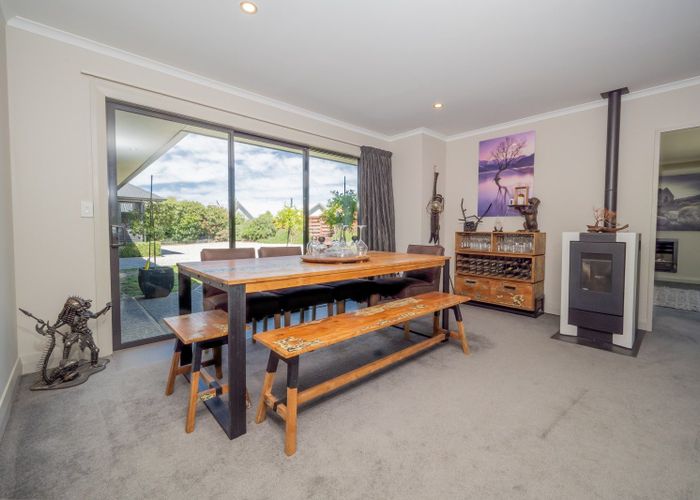  at 46 Missy Crescent, Mount Pisa