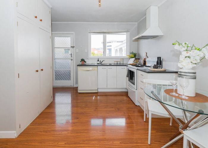  at 1/189 Colombo Street, Sydenham, Christchurch