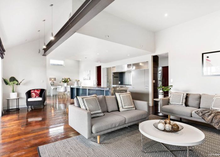  at 32 Valley Road, Mount Eden, Auckland City, Auckland