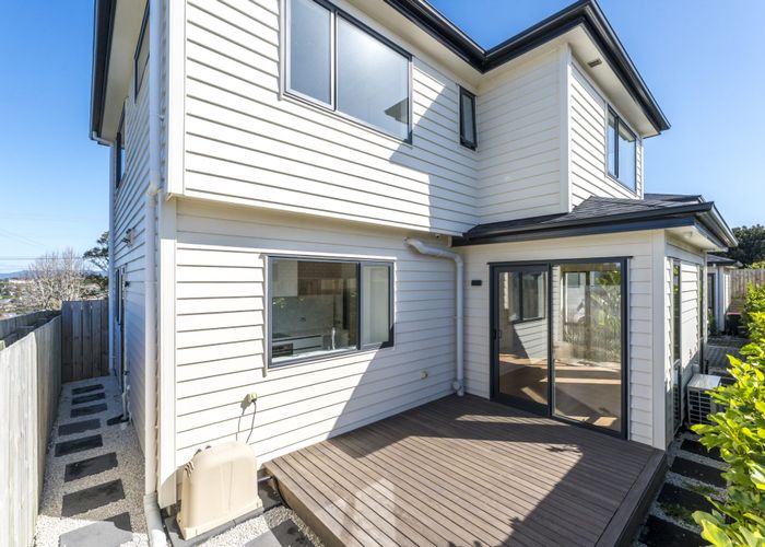  at 3/110 Royal Road, Massey, Waitakere City, Auckland