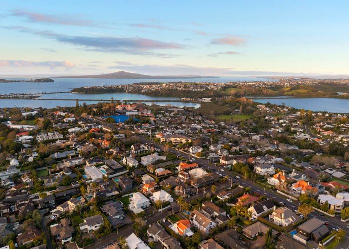  at 10 Ingram Road, Remuera, Auckland City, Auckland