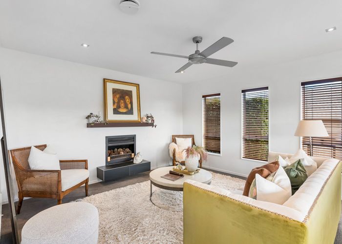 at 48 Galloway Crescent, Farm Cove, Manukau City, Auckland
