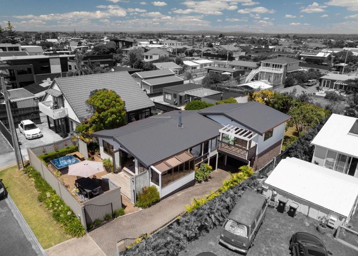  at 32 Karewa Parade, Papamoa, Tauranga, Bay Of Plenty