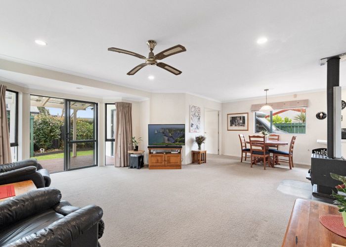  at 4 Checketts Place, Papamoa, Tauranga, Bay Of Plenty
