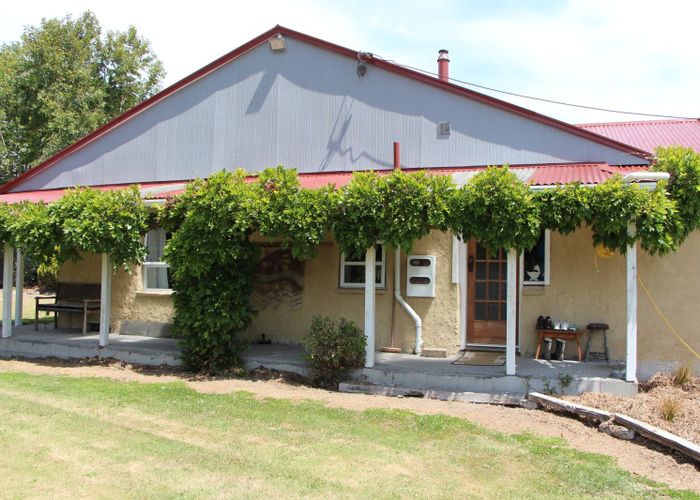  at 104 Lyalldale Middle Road, Saint Andrews, Waimate, Canterbury