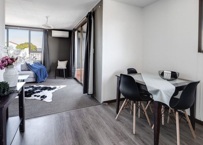  at 8A Queenspark Drive, Parklands, Christchurch City, Canterbury