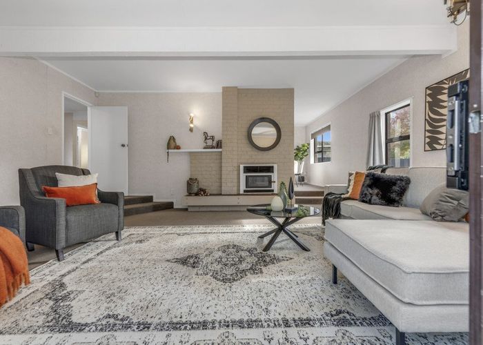  at 1/70 Mirrabooka Avenue, Botany Downs, Auckland