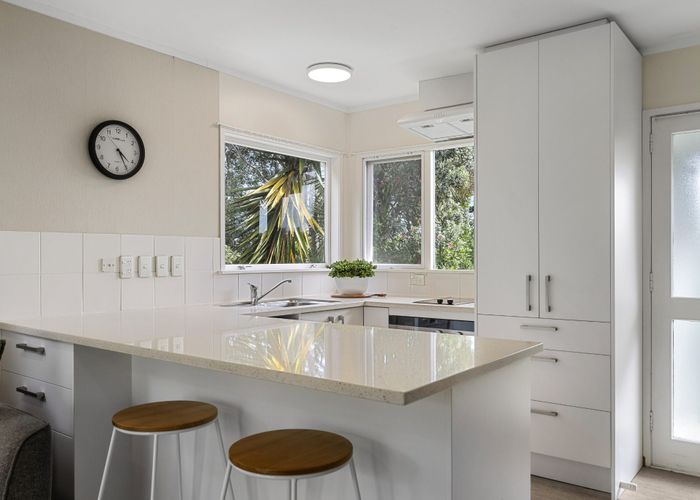  at 10/15 Puriri Street, Takapuna, Auckland