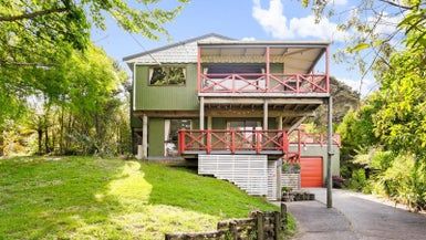  at 389 Huia Road, Titirangi, Auckland