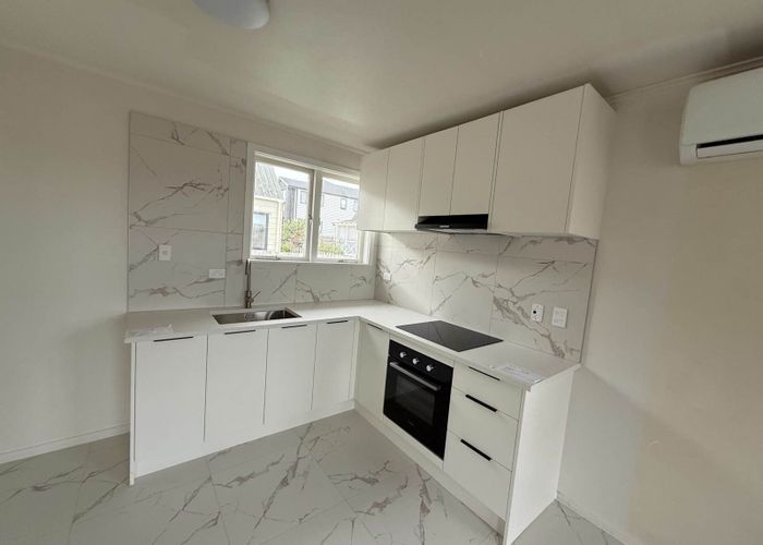  at 4/1A Becroft Drive, Forrest Hill, North Shore City, Auckland