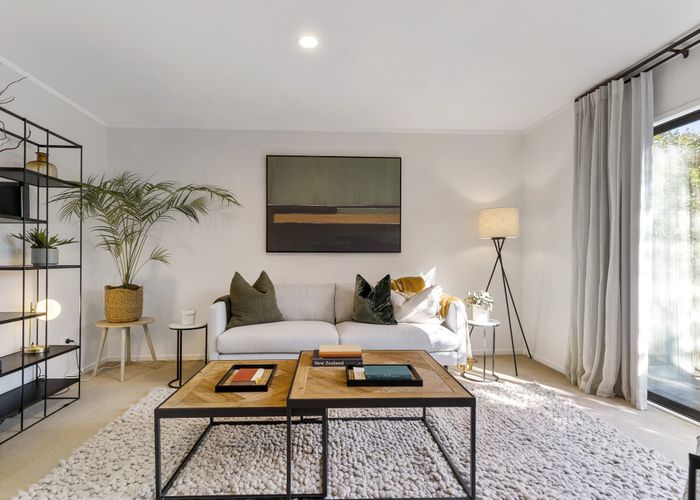  at 5 Wimbledon Way, Remuera, Auckland
