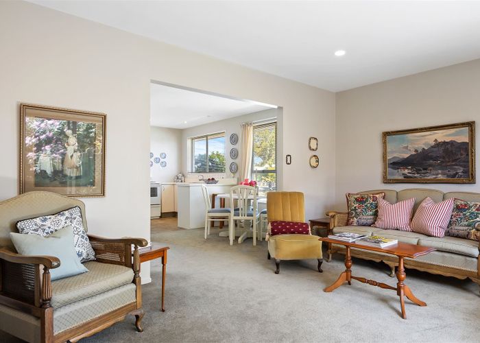  at 1/12 Broadfell Avenue, Avonhead, Christchurch