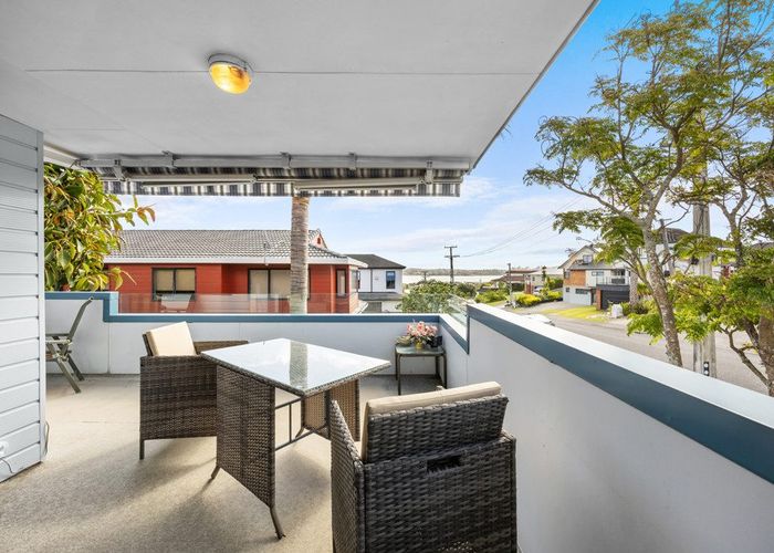  at 1/43 Devon Road, Bucklands Beach, Manukau City, Auckland