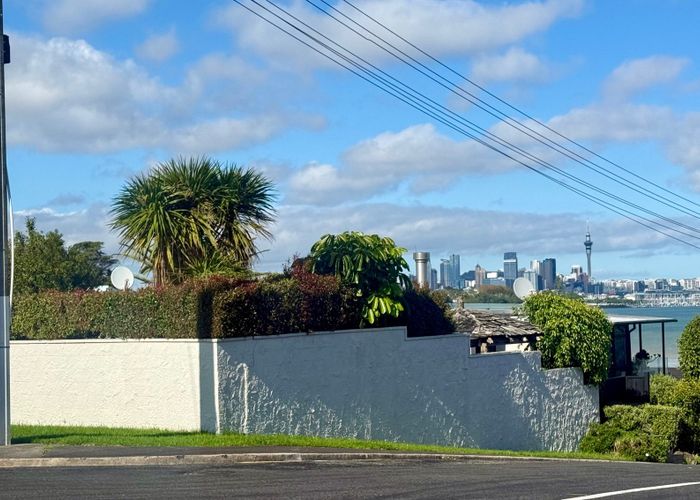  at 1/32 Walter Street, Hauraki, North Shore City, Auckland