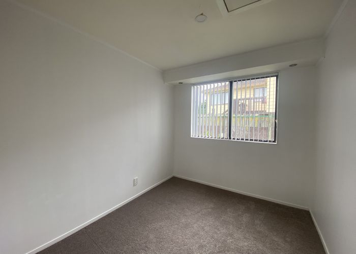  at 1/19 Silver Creek Road, Weymouth, Auckland
