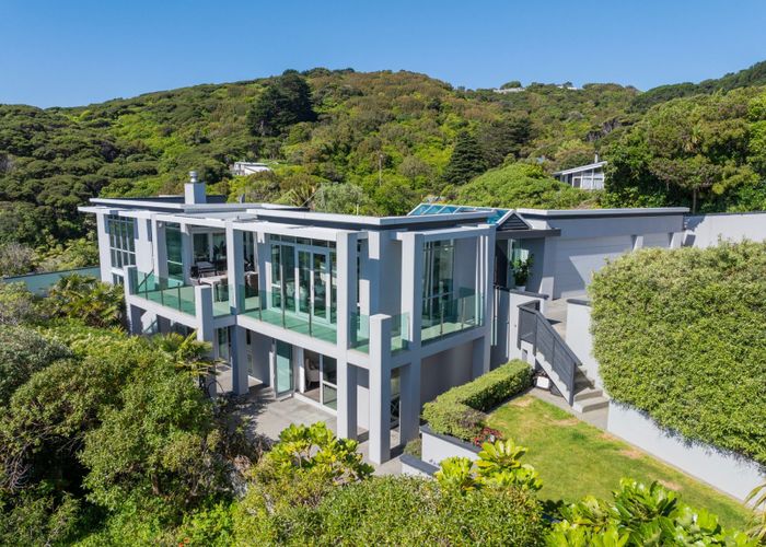  at 32 Roys Road, Plimmerton, Porirua, Wellington