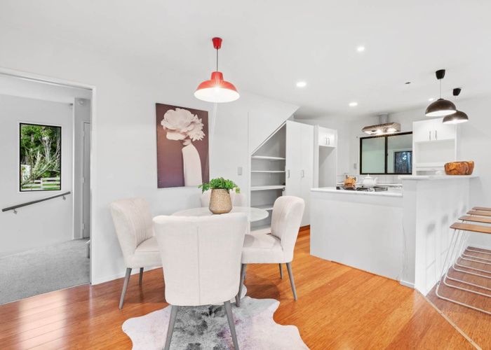  at 3/6 Woodall Place, Totara Vale, North Shore City, Auckland