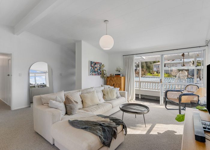  at 1/6 Tyne Road, Forrest Hill, North Shore City, Auckland