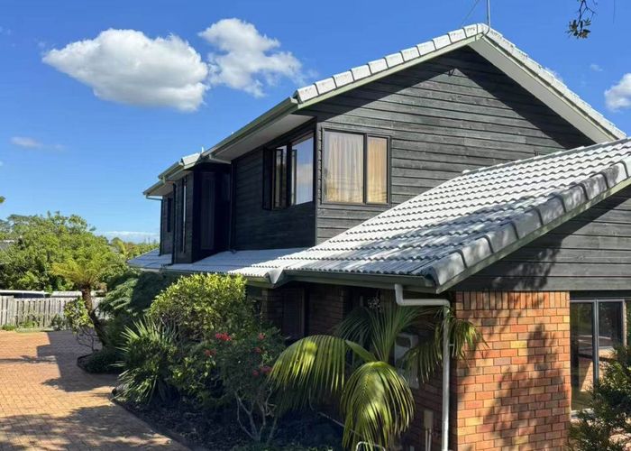  at 3 Juliet Place, Forrest Hill, Auckland