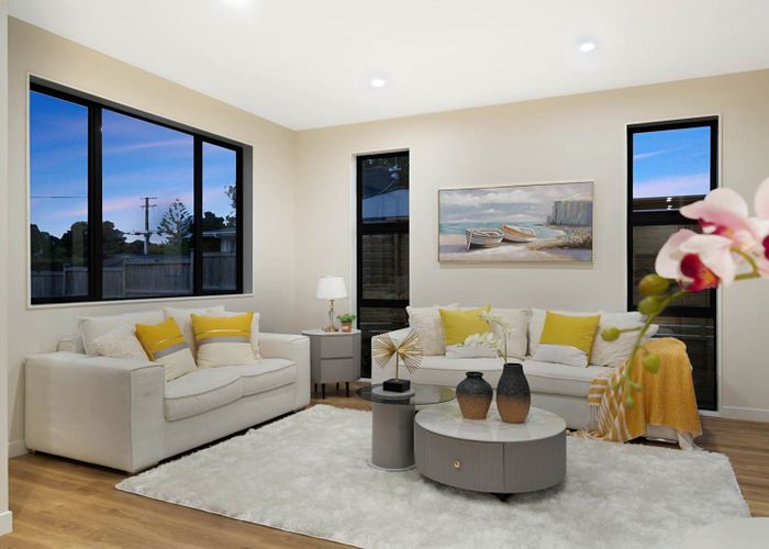  at 92C Godley Road, Green Bay, Waitakere City, Auckland